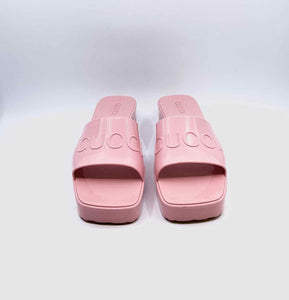 GUCCI Size 10 Pink Rubber Solid Sandals