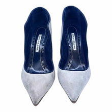 Load image into Gallery viewer, MANOLO BLAHNIK Size 9 Grey Suede Pumps
