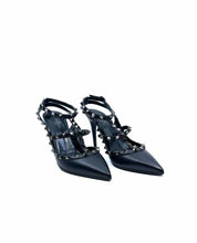 Load image into Gallery viewer, VALENTINO Size 8 Black Leather Pumps
