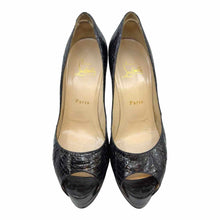 Load image into Gallery viewer, CHRISTIAN LOUBOUTIN Snakeskin Pumps | 8.5
