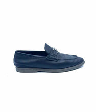 Load image into Gallery viewer, LOUIS VUITTON Size 8.5 Black Men&#39;s Loafers
