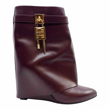 Load image into Gallery viewer, GIVENCHY Shark Ankle Boot | 11
