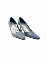 Load image into Gallery viewer, MANOLO BLAHNIK Size 8 Grey Canvas Solid Pumps
