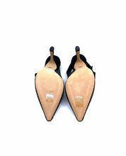Load image into Gallery viewer, CHRISTIAN DIOR Size 8 Black Pumps
