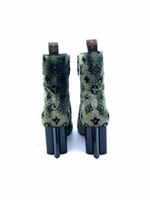 Load image into Gallery viewer, LOUIS VUITTON Size 8 Black &amp; Green Velvet Ankle Boot
