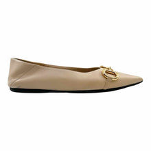 Load image into Gallery viewer, GUCCI Leather Flats | 9
