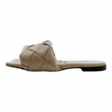 Load image into Gallery viewer, BOTTEGA VENETA Lido Leather Slide | 9
