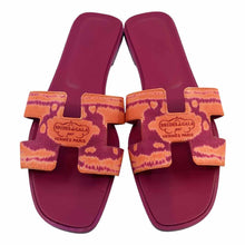 Load image into Gallery viewer, HERMES Oran Canvas Sandals | 9.5
