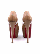 Load image into Gallery viewer, CHRISTIAN LOUBOUTIN Size 7 Nude Patent Leather Solid Pumps

