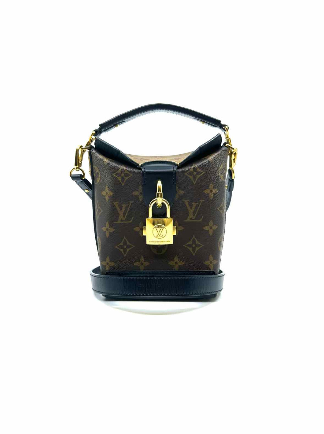 LOUIS VUITTON Brown, Camel Coated canvas Monogram Handbag