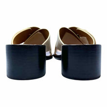 Load image into Gallery viewer, CHLOE Size 11 Beige Leather Loafers
