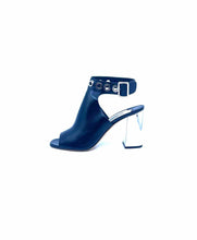 Load image into Gallery viewer, PRADA Size 7.5 Black Leather Pumps
