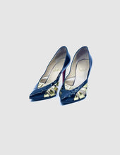 Load image into Gallery viewer, CHRISTIAN LOUBOUTIN Size 8.5 Black, gold Patent Leather Pumps
