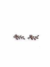 Load image into Gallery viewer, TIFFANY &amp; CO Silver Pierced Earrings
