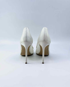 MANOLO BLAHNIK Size 8.5 White Lace Floral Pumps