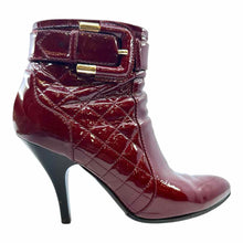 Load image into Gallery viewer, BURBERRY Size 7 Maroon Patent Leather Quilted Ankle Boot
