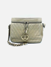 Load image into Gallery viewer, CHANEL Beige Leather Handbag
