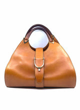 Load image into Gallery viewer, GUCCI Camel Leather Solid Handbag

