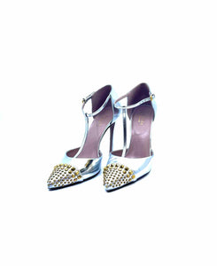 GUCCI Size 7 Silver Leather Pumps
