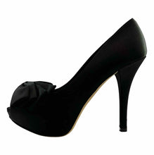 Load image into Gallery viewer, DOLCE &amp; GABBANA Size 6.5 Black Satin Pumps
