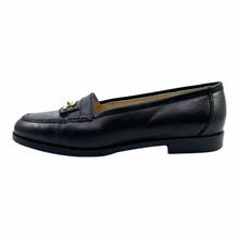 Load image into Gallery viewer, CHANEL Leather Flats | 5
