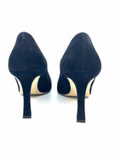 Load image into Gallery viewer, CHANEL Size 8.5 Black Suede Solid Pumps
