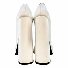Load image into Gallery viewer, VERSACE Size 9 White Leather Solid Pumps
