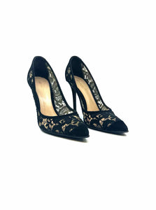 GIANVITO ROSSI Size 9 Black Suede Lace Pumps