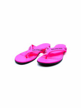 Load image into Gallery viewer, BALENCIAGA Size 8.5 Hot Pink Leather Sandals
