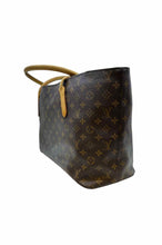 Load image into Gallery viewer, LOUIS VUITTON BROWN &amp; BEIGE Coated canvas Handbag
