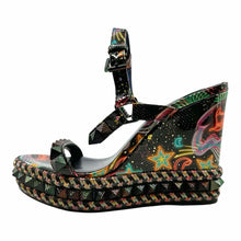Load image into Gallery viewer, CHRISTIAN LOUBOUTIN Patent Leather Wedge | 6
