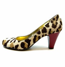 Load image into Gallery viewer, GIUSEPPE ZANOTTI Size 9 Brown &amp; White Pony Hair Pumps
