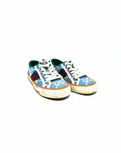 Load image into Gallery viewer, GUCCI Size 4.5 Blue Sneakers
