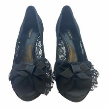 Load image into Gallery viewer, DOLCE &amp; GABBANA Size 9 Black Lace Pumps
