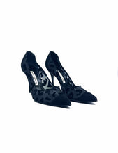 Load image into Gallery viewer, MANOLO BLAHNIK Size 9 Black Suede Leopard Pumps
