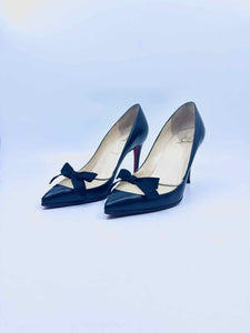 CHRISTIAN LOUBOUTIN Size 9 Black Leather Pumps