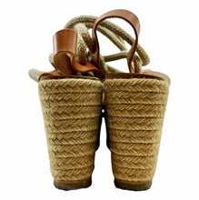 Load image into Gallery viewer, CHLOE Size 7 Beige, Camel Woven Wedge
