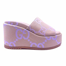 Load image into Gallery viewer, GUCCI Size 10.5 Lavender Canvas Monogram Wedge
