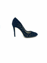 Load image into Gallery viewer, JIMMY CHOO Size 8.5 Black Velvet Cheetah print Pumps
