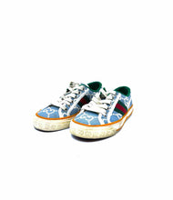 Load image into Gallery viewer, GUCCI Size 4.5 Blue Sneakers
