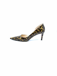 PRADA Size 9 Brown, Camel Patent Leather Solid Pumps