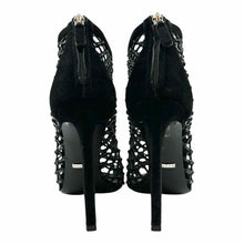 Load image into Gallery viewer, GUCCI Leather Ankle Boot | 9.5
