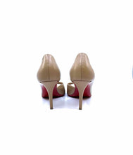 Load image into Gallery viewer, CHRISTIAN LOUBOUTIN Size 8.5 Nude Leather Solid Pumps
