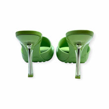 Load image into Gallery viewer, BOTTEGA VENETA Size 8 Mint Rubber Mules
