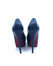 Load image into Gallery viewer, CHRISTIAN LOUBOUTIN Size 10 Black Leather Solid Pumps
