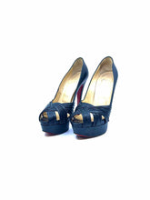 Load image into Gallery viewer, CHRISTIAN LOUBOUTIN Size 6.5 Black Leather Metallic Solid Pumps
