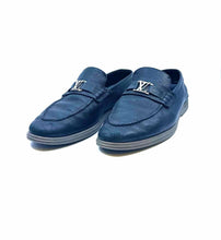 Load image into Gallery viewer, LOUIS VUITTON Size 8.5 Black Men&#39;s Loafers
