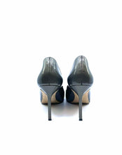 Load image into Gallery viewer, MANOLO BLAHNIK Size 9 Grey Patent Leather Pumps
