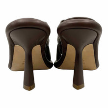 Load image into Gallery viewer, VIC MATIE Size 9 Brown Leather Slide
