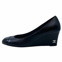 Load image into Gallery viewer, CHANEL Leather Pumps | 7.5
